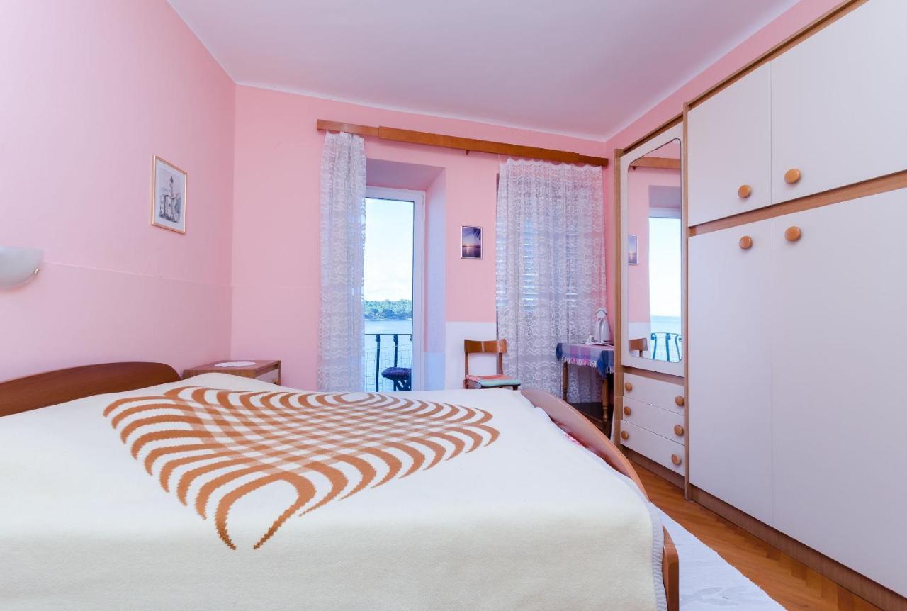 Rooms Sonja P Раб Екстериор снимка